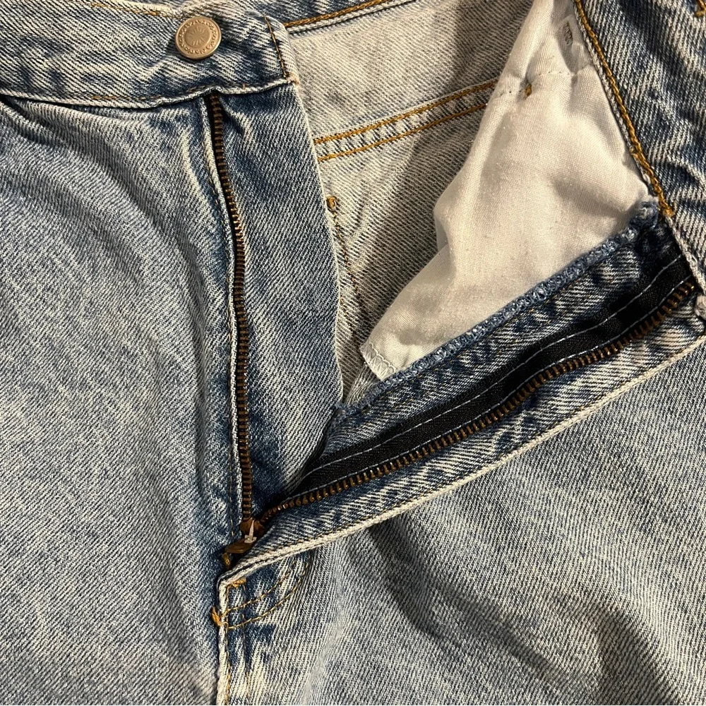 Action West Jeans Vintage Women’s Light Blue Denim Size 8 Jean Shorts